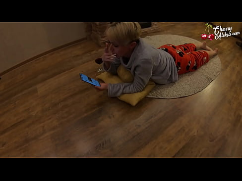 ❤️ משוגע בלאָנדע סאַקינג ריזיק דיק סאַקינג און באַונסינג אויף עס - אַנאַל געשלעכט רוסישע פּאָרן ביי אונדז ☑